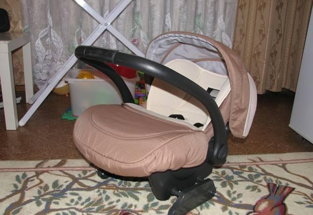 Автокресло 0+ Roan Babies с адаптером Санкт-Петербург
