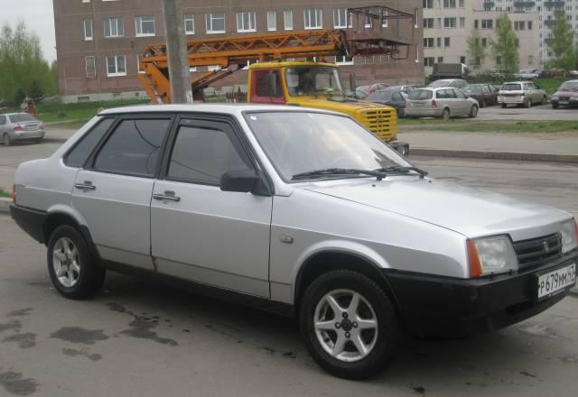 Автомобиль ВАЗ 21099 Санкт-Петербург