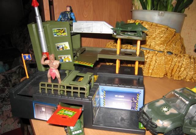 Военная база + солдатики,оружие,техника Москва