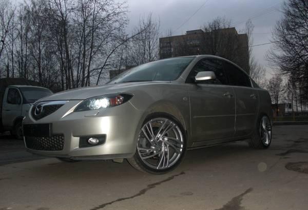 Mazda 3  (2008г) touring Москва