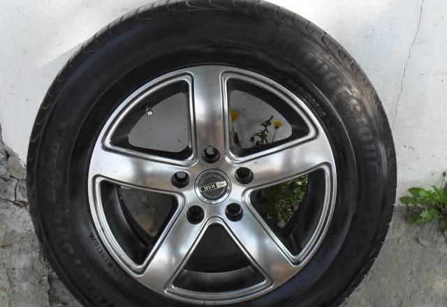 Комплект шин Bridestone 205-65R15 лето Челябинск