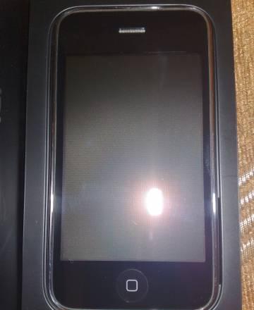 Apple iPhone 3G 8Gb+2чехла и Bluetooth-гар-ра Санкт-Петербург