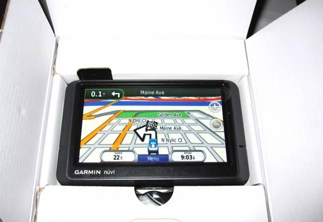 Автомобильный GPS навигатор garmin Nuvi 205W Санкт-Петербург