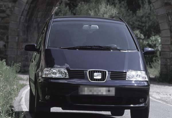 Seat Alhambra, 2003 Москва
