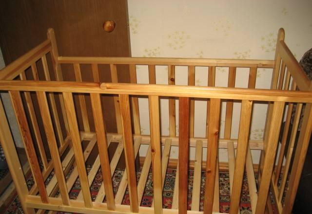 Кроватка детская (из сосны) Москва