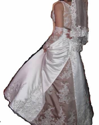 Свадебное платье (европейское),фата,перч.Торг Саратов