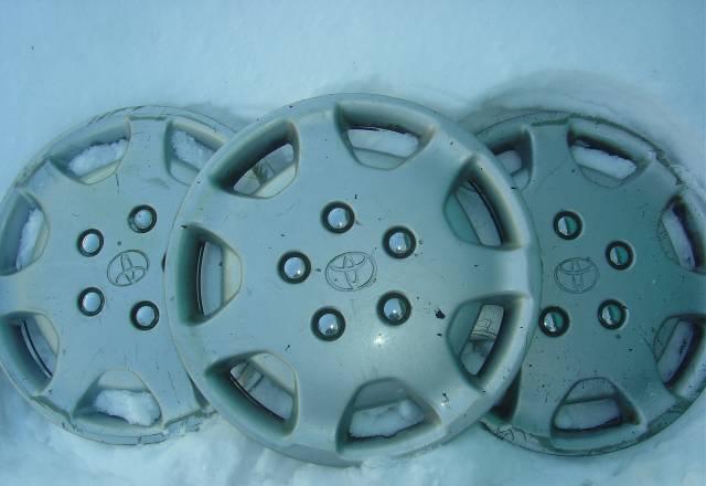 Колпаки R14 toyota , оригинал , б/у Москва