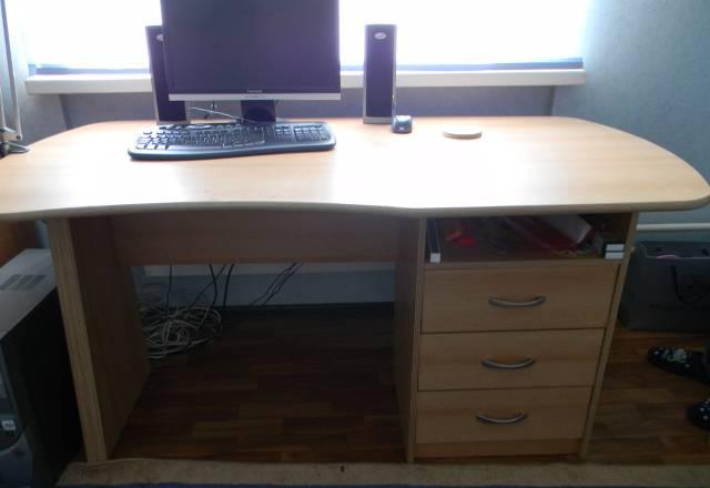 Стол Москва