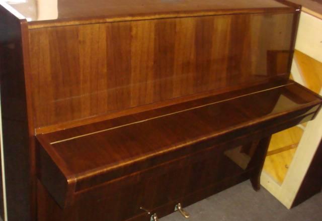 Пианино  "Petrof-Classik" Москва