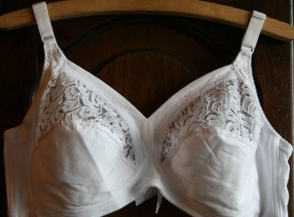 Новый бюстгальтер фирмы Naturana 90СГермания Санкт-Петербург