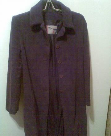 Легкое пальто из вельвета Москва