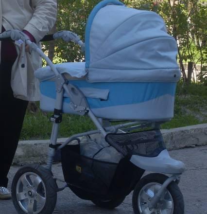 Дет.коляска 2в 1 б/у 4 мес Новороссийск