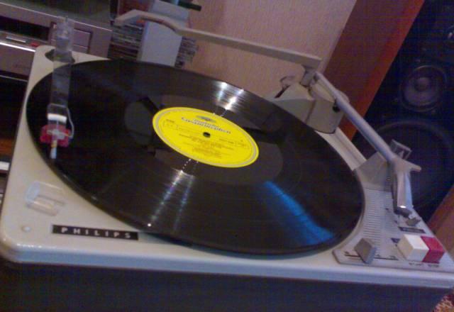 Проигрыватель винила philips AG 1125W 1964 год Москва