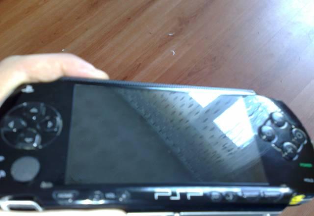 Sony Psp Fat прошитая,карта 8гб с играми Москва