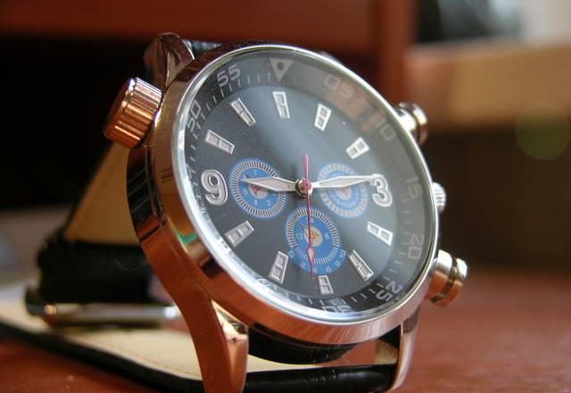 Часы Москва