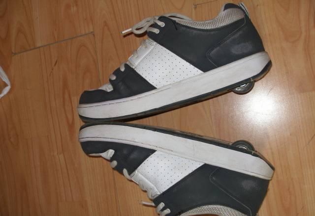 Роликовые кроссовки Москва