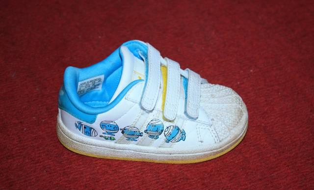 Кроссовки Adidas 24р Москва