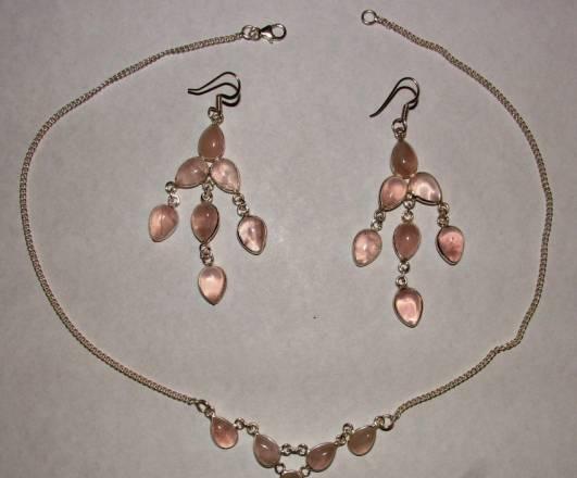 Комплект серебро ожерелье и серьги розовый кварц Санкт-Петербург