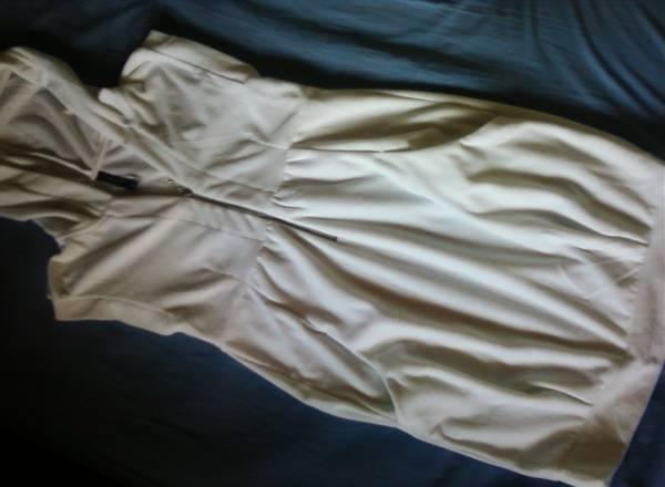 Платье белое с капюшоном/новое р.42-44 Санкт-Петербург