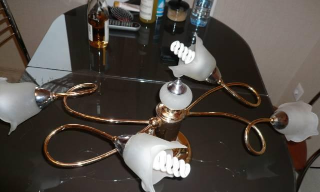 Люстра и 2 светильника за 1500 р Москва