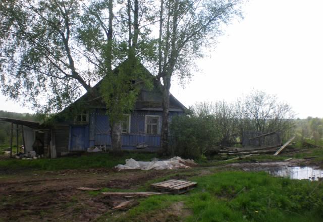 Дом в Новгородской обл на берегу р Порусье Старая Русса