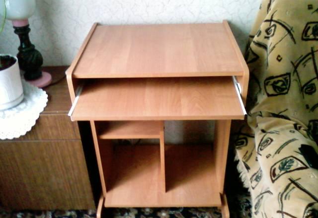 Стол под компьютер Москва