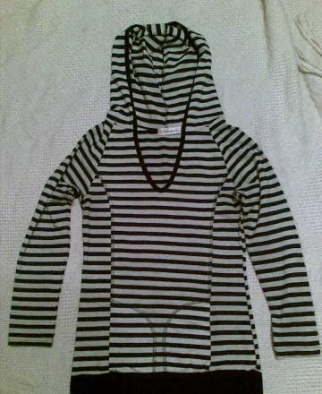 Кофта c капюшоном в полоску Москва