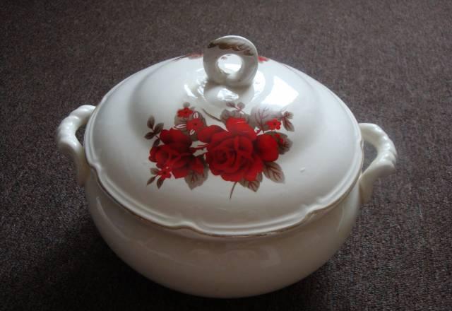 Супница на 2,5 литра Москва