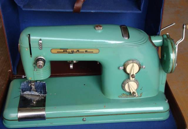 Швейная машинка Москва