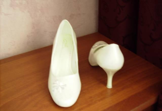 Туфли белые Москва