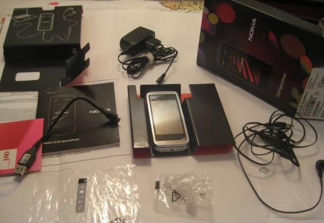Nokia 5530 White (куплен 4 апреля 2010 ) Санкт-Петербург