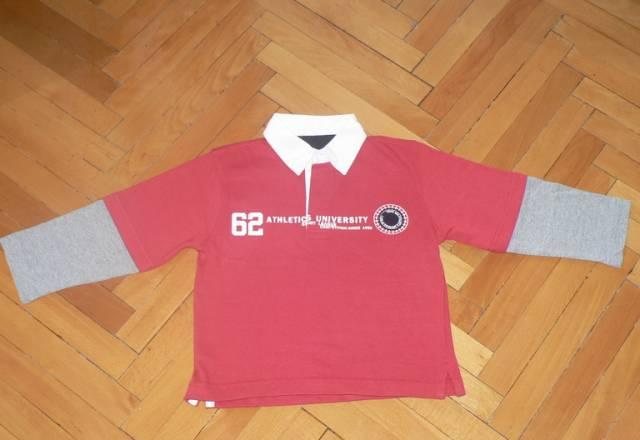 Кофта для мальчика р-р 104 Москва