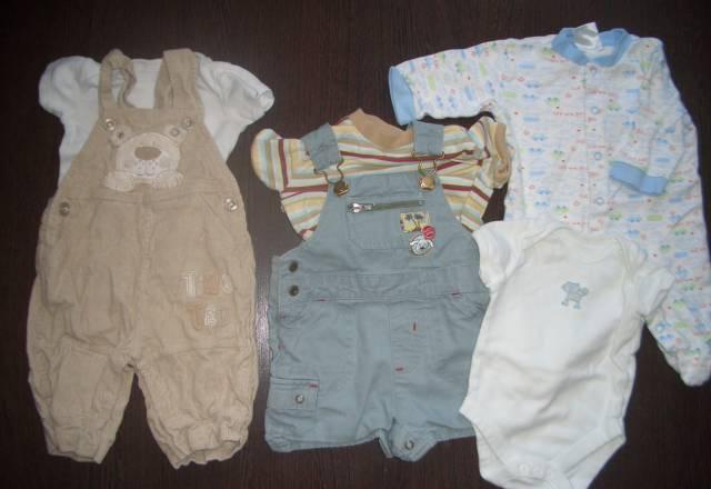 Фирменные комплекты на мальчика за 950 руб Москва