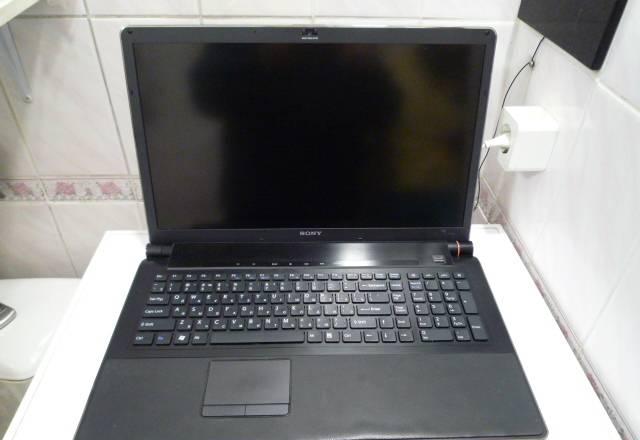 Ноут Sony VGN-AW1RXU, 18.4 д., 2.8 ГГц, 4/628 Москва