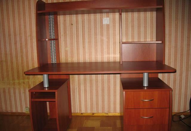 Стол компьютерный Москва