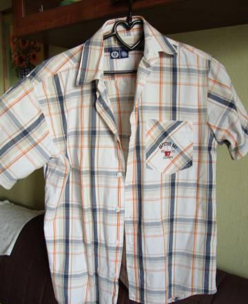 4 рубашки подростков.за 200руб Москва