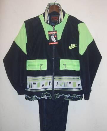 Новые спортивные костюмы Nike к дачному сезону Москва