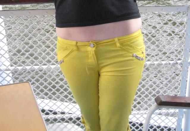 Классные желтые капри Москва