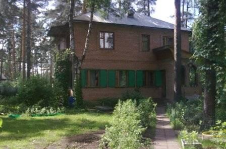 Участок 21,7 соток с тремя домами Москва