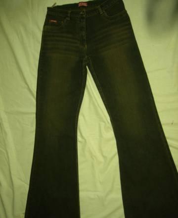 Джинсы клёш р.46-48 Москва