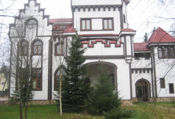 продажа усадьбы 50 соток+коттедж 600 кв.м. Москва