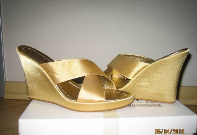 Две пары новых летних босоножек Москва