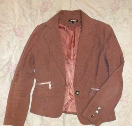 Расчищаю гардероб.Женская одежда 46 разм. от 100р Москва