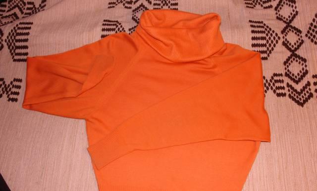 Свитер оранжевый Москва