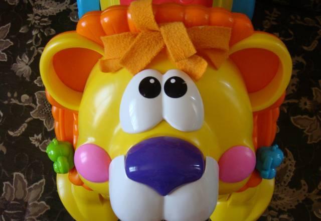 Ходунки Лев "Fisher Price "Вперёд малыш, вперёд" Москва