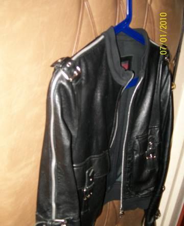 Кожаная куртка Москва