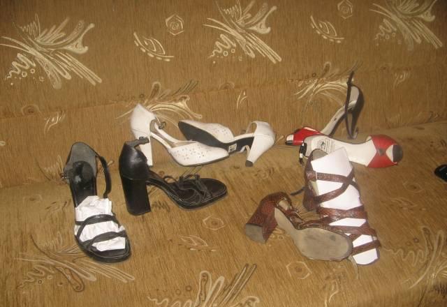 Босоножки размер 38 на 38-го р-ра кроссовки жен Москва