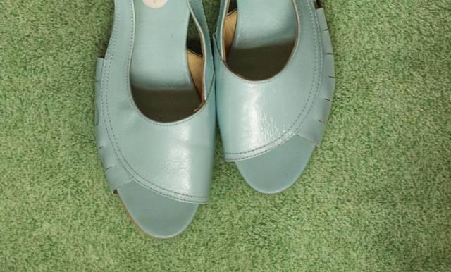 2 пары обуви р.38 голубые босоножки/серые туфли Москва