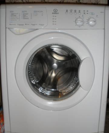 Стиральная машина Indesit wisl 102 Москва