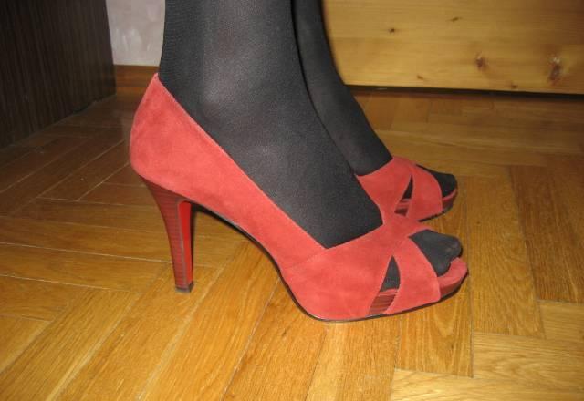 Очень стильные туфли apart замшевые р.40 Москва